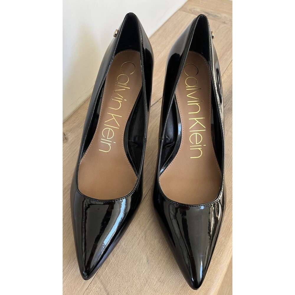 Calvin Klein Nilly Black Patent Leather Pointed Toe Stiletto Heels Pump Sz 9